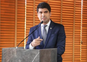 OAB/SE realiza ato e reúne instituições do sistema de Justiça de Sergipe em Defesa da Democracia no Brasil