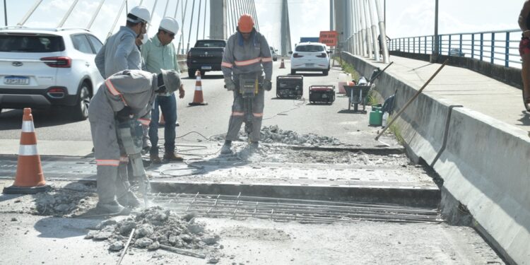 Governo realiza manutenção na ponte entre Aracaju e Barra dos Coqueiros