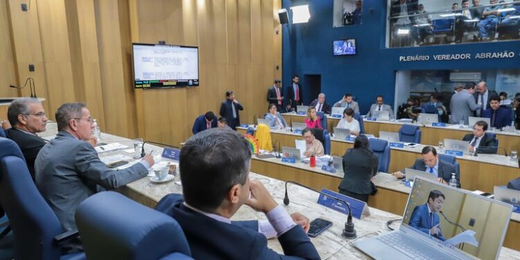 Câmara de Aracaju retoma trabalhos legislativos nesta quinta