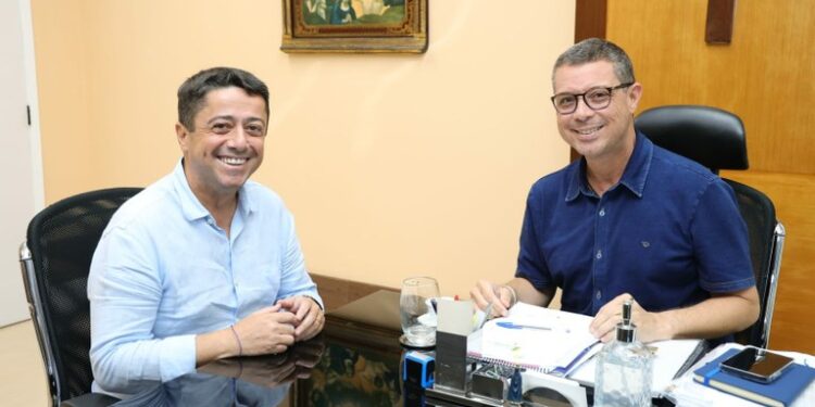 Durante encontro, Fabiano Oliveira parabeniza gestão de Fábio Mitidieri e se coloca à disposição