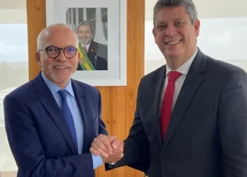 Prefeito Edvaldo leva a ministro da Secretaria-Geral da Presidência demandas das cidades brasileiras