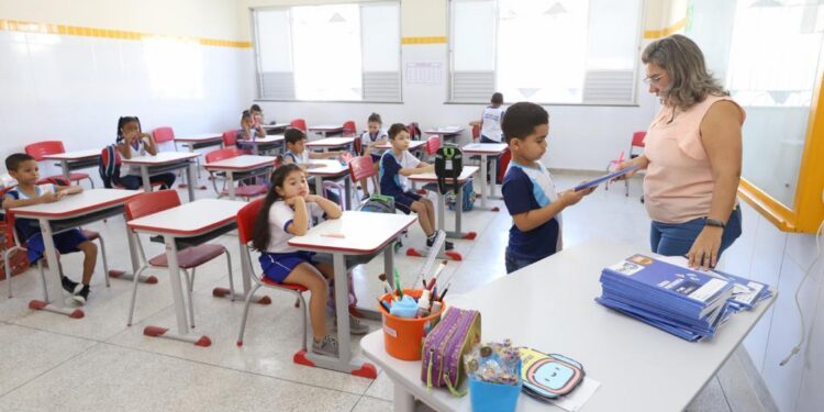 Rede municipal de ensino divulga cronograma de encerramento do ano letivo 2022