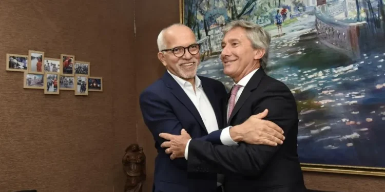 Prefeito Edvaldo recepciona embaixador de Portugal:estamos abrindo portas para o desenvolvimento de Aracaju