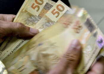 Caixa paga Bolsa Família a beneficiários de NIS de final 4
