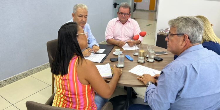 Avançam as tratativas para instalação de unidade  Senac em Santana do São Francisco