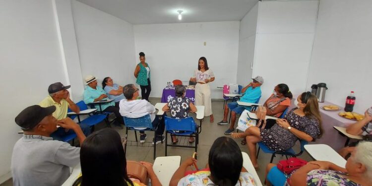 Prefeitura de Lagarto promove encontro com pessoas ostomizadas para orientações de usuários e familiares
