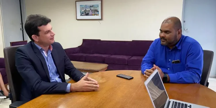 Deputado Paulo Júnior coloca mandato à dispisição da UFS