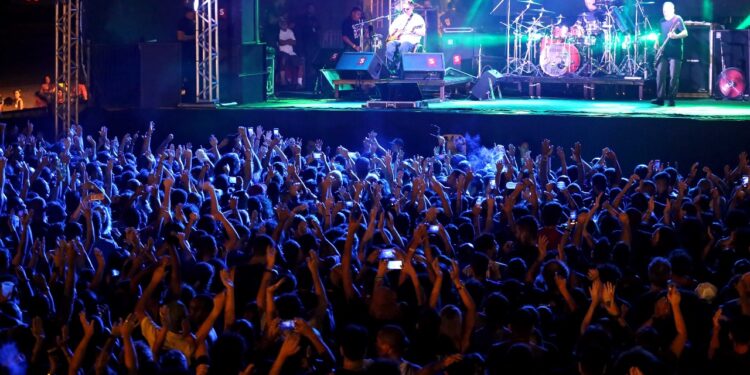 Projeto Verão retorna às areias de Aracaju nesta sexta, 10