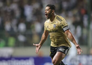 Com Hulk inspirado, Atlético-MG derrota Democrata no Mineiro