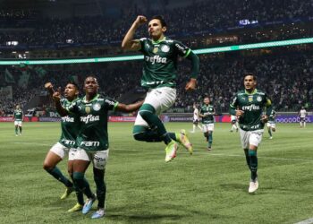 Mesmo desperdiçando dois pênaltis, Palmeiras vence Inter de Limeira