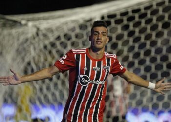 São Paulo avança para as quartas de final do Campeonato Paulista