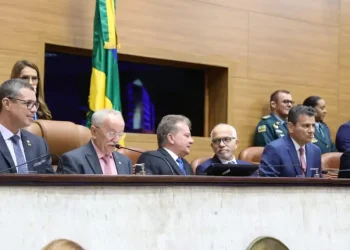 Governador Fábio Mitidieri participa de solenidade de posse de deputados estaduais do estado de Sergipe