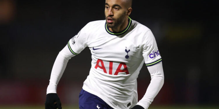 Gigante brasileiro prepara contrato de 3 anos para fechar com Lucas Moura, do Tottenham; salário seria um dos maiores do Brasil