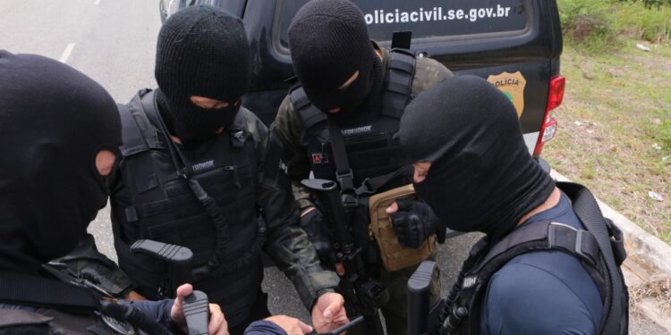 Polícia Civil prende foragido por tráfico de drogas na Grande Aracaju