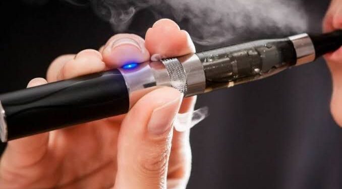 Hospital de Urgências de Sergipe faz alerta sobre os riscos do uso de cigarro eletrônico