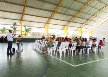 Prefeitura da Barra capacita ambulantes através de curso de boas práticas e manipulação de alimentos