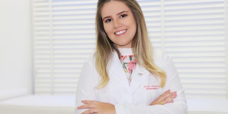 Nutricionista dá dicas para se alimentar bem e manter a saúde no carnaval