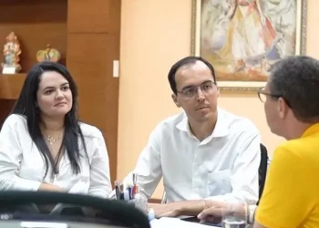 Em reunião com Fábio, Georgeo pede melhorias no serviço da Deso