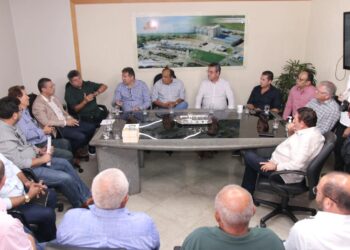 Deputado estadual Luciano Pimentel registra visita ao Grupo Coringa, em Alagoas