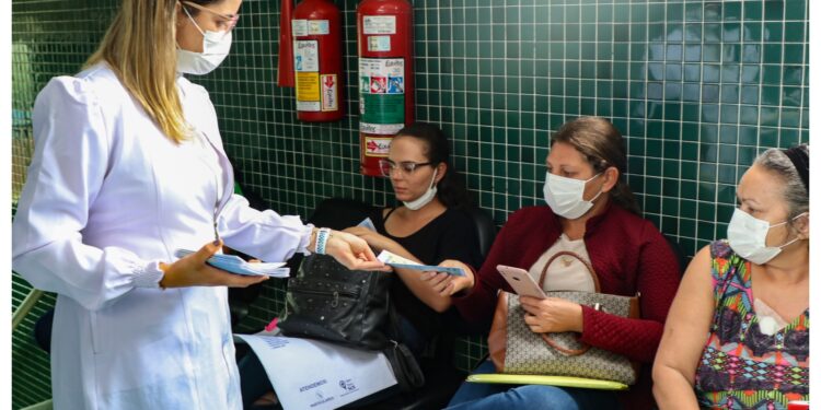Hospital de Urgências de Sergipe realiza ação de conscientização sobre o câncer