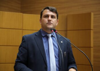 Deputado Marcos Oliveira ressalta a importância da duplicação da BR-235