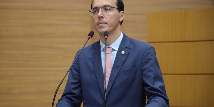 Deputados destacam a necessidade de duplicação da BR-235