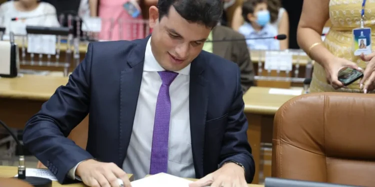 “Vou trabalhar para fortalecer os municípios”, diz Paulo Júnior