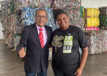 Representando a Prefeitura de Lagarto, secretário de Meio Ambiente visita a maior cooperativa de reciclagem do país