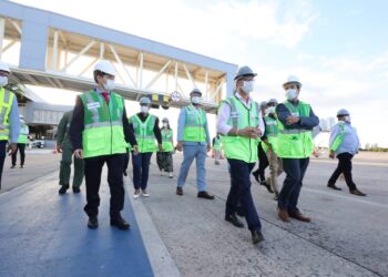 Em visita às obras do aeroporto Santa Maria, Fábio firma parceria para fortalecer o turismo