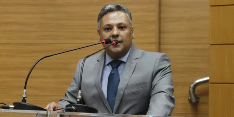 Ibrain de Valmir pede intervenção do Ministério Público por conta do abandono da educação na cidade de Lagarto