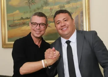 Deputado Kaká Santos defende fortalecimento do comércio e do turismo na região Sul e Centro-Sul de Sergipe