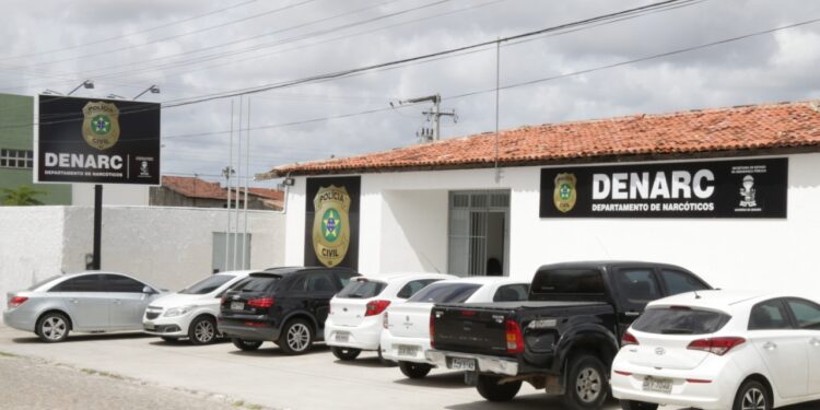 Denarc prende homem investigado por tráfico de drogas em Aracaju