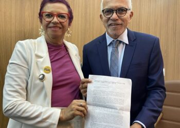 Vereadora Sonia Meire participa de reunião com prefeito de Aracaju e representantes de movimentos sindicais