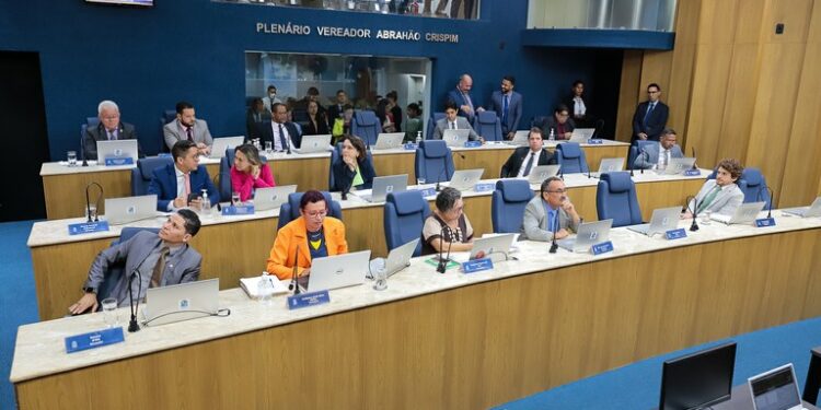 Câmara de Aracaju aprova notificação compulsória em casos de maus-tratos contra animais