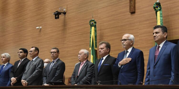 Prefeito Edvaldo participa da posse dos deputados estaduais de Sergipe