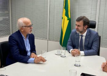 Prefeito Edvaldo se reúne com presidente da Embratur, Marcelo Freixo