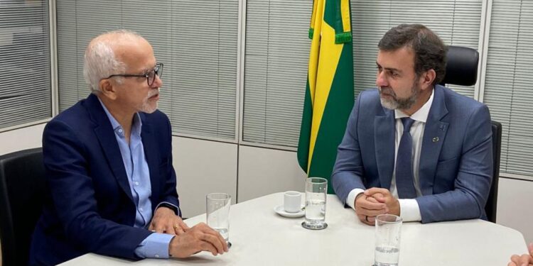 Prefeito Edvaldo se reúne com presidente da Embratur, Marcelo Freixo