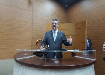 Luciano Pimentel destaca endividamento das famílias brasileiras