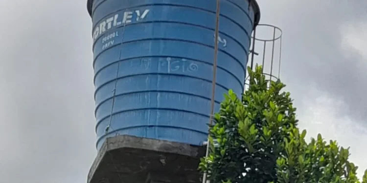 Povoado Feirinha, em Santa Luzia do Itanhy, está há vinte dias sem água por conta de tubulação partida