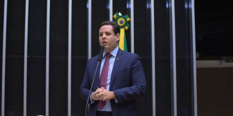 Rodrigo Valadares integra importantes comissões permanentes na Câmara dos Deputados, incluindo a CCJ 
