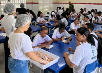 Seduc aplica teste de aceitabilidade para novos produtos na merenda das escolas do Sul e Baixo São Francisco