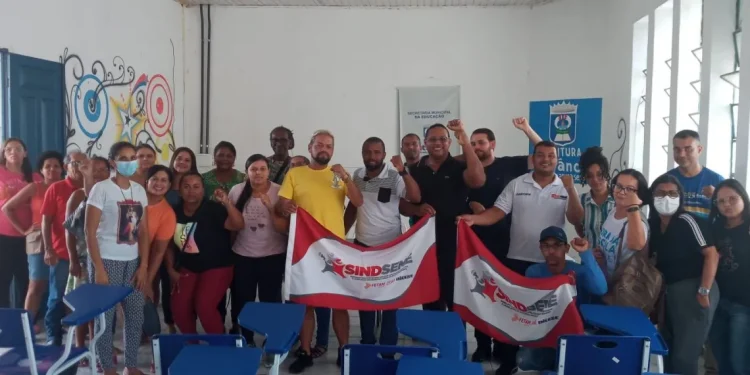 Servidores rejeitam proposta de reposição da inflação de Estância