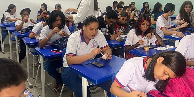 Leite de coco tem 95% de aprovação em teste de aceitabilidade na merenda escolar