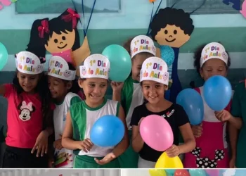 Alunos da Rede Municipal de Ensino voltam às aulas em Canindé de São Francisco