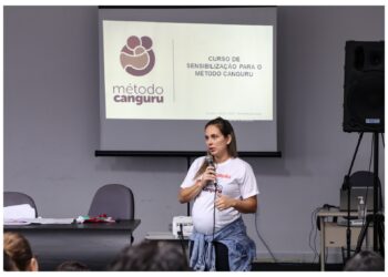 Profissionais da saúde participam de Curso de Sensibilização para o Método Canguru na SES