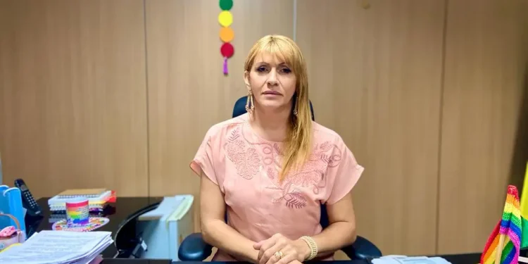 “Governo de Sergipe não paga os salários de intérpretes de libras há três meses”, denuncia deputada Linda Brasil