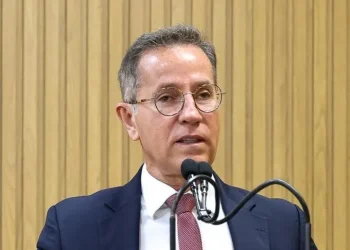 Nitinho quer reabertura do Banese no AF e cobra finalização de obra na Osvaldo Aranha