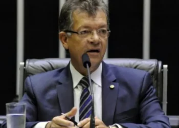 Senador Laércio Oliveira apresenta um projeto para incentivar escoamento e consumo de gás natural em Sergipe