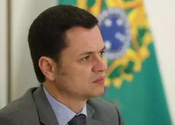 TSE quer ouvir Anderson Torres sobre minuta de intervenção na Justiça Eleitoral