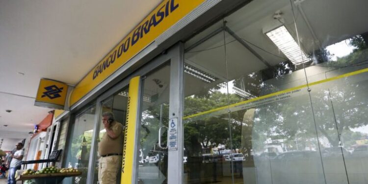 Concurso do Banco do Brasil com 6.000 vagas: inscrições terminam hoje
